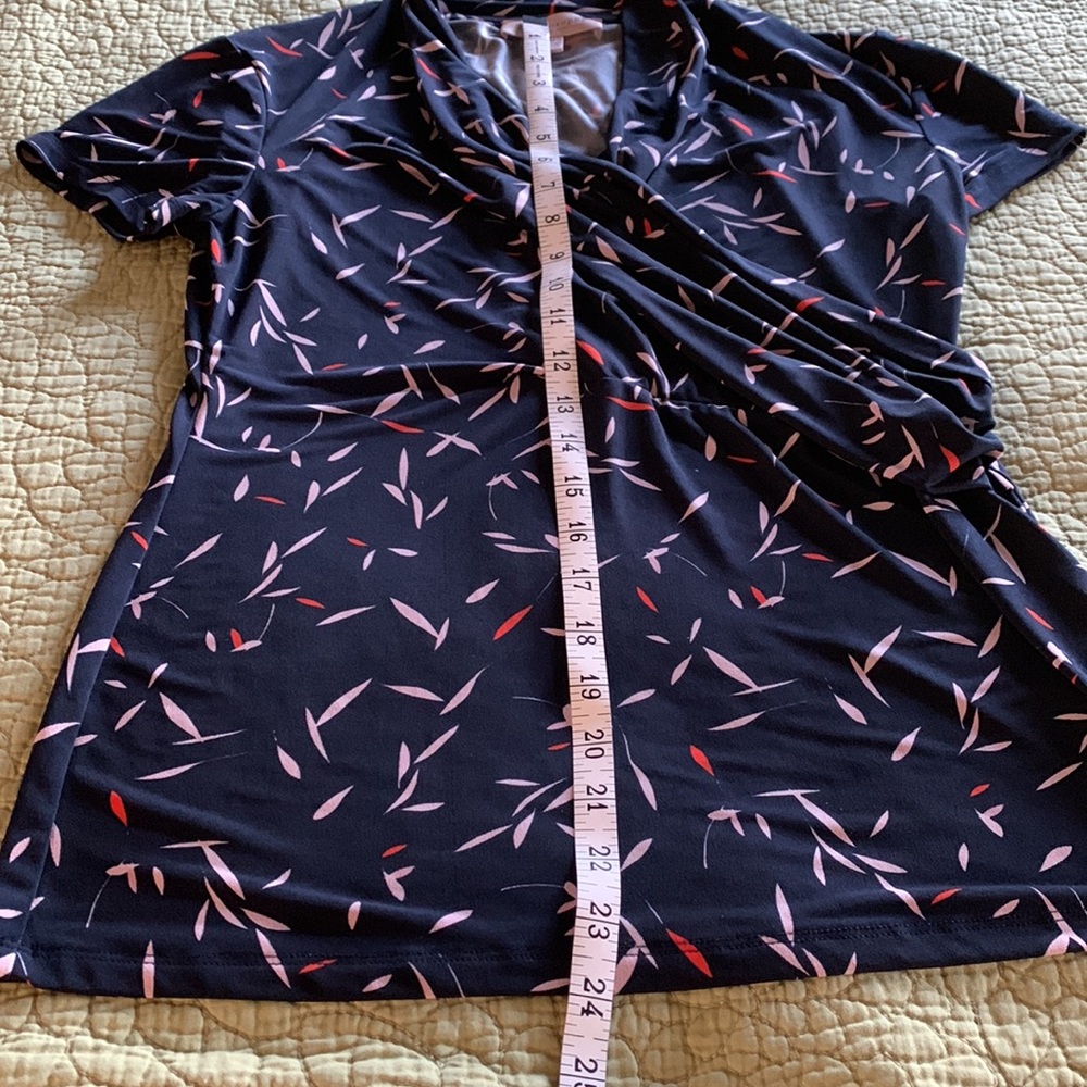Philosophy Navy V-Neck Blouse Size Medium Petite - Picture 10 of 12